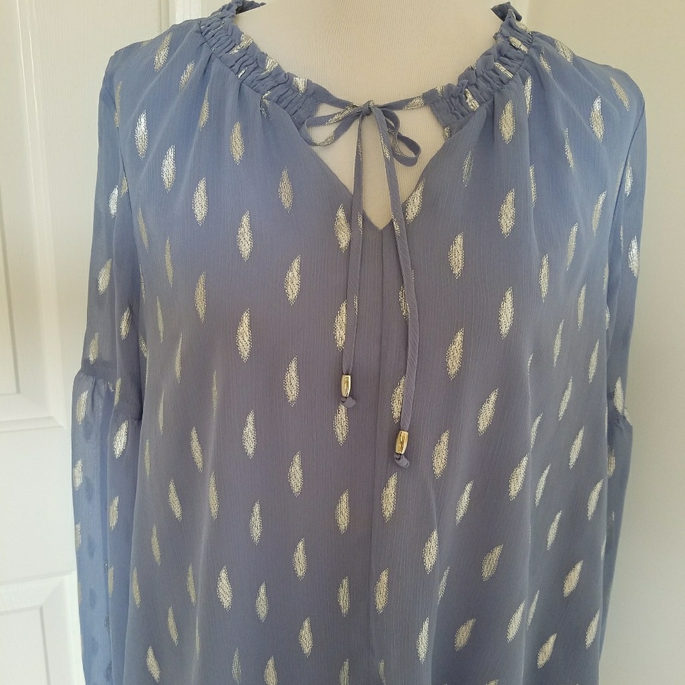 🌺 Jennifer Lopez blouse